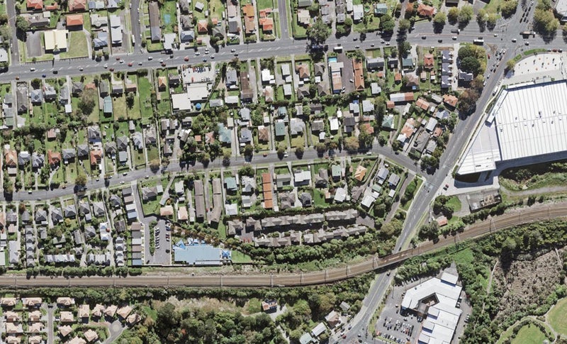 16 Arawa Street, New Lynn, Auckland - Carousel 1