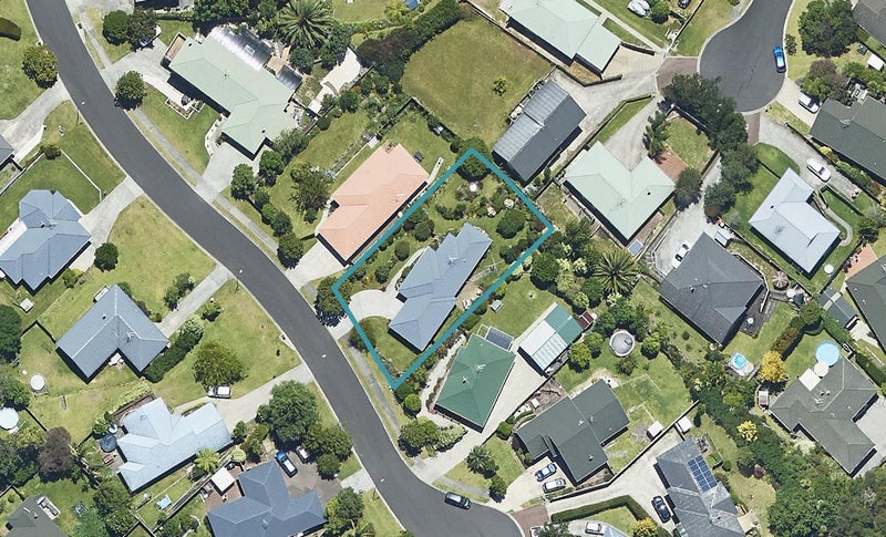 15 Tawhiri View, Pyes Pa, Tauranga - Carousel 1