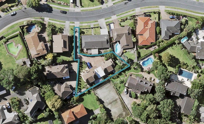 1/34 Sunnyview Avenue, Shelly Park, Auckland - Carousel 1
