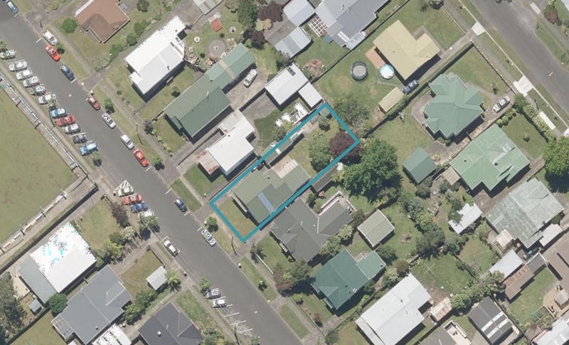 47 Helmore Street, Whanganui East, Whanganui - Carousel 1