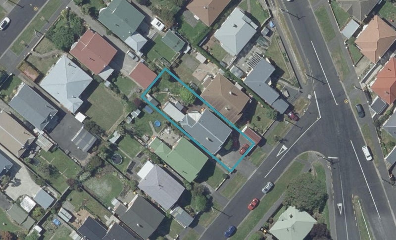 8 Magdala Street, Tainui, Dunedin - Carousel 1