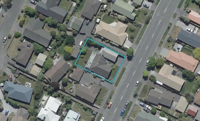 237 Queenspark Drive, Parklands, Christchurch - Carousel 1