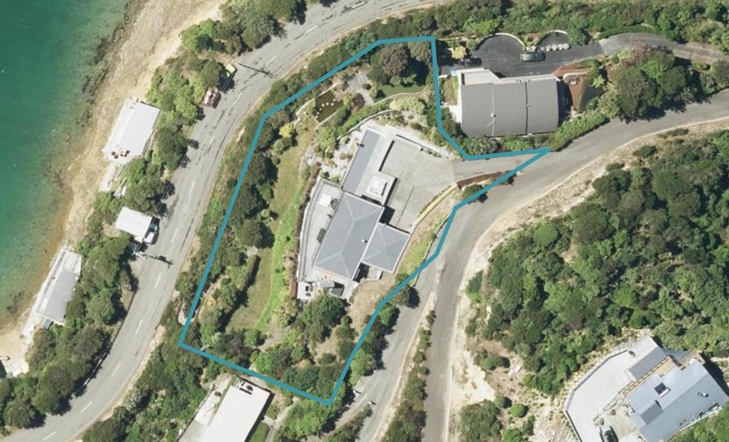 4 Marina View, WAIKAWA, PICTON - Carousel 1
