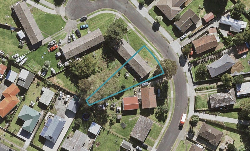 8 Pershore Place, Mangere, Auckland - Carousel 1