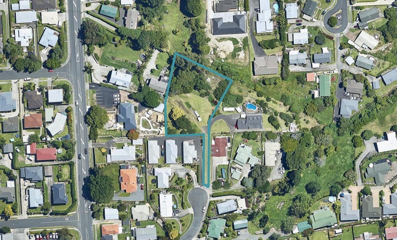 19 Russell Place, Brookfield, Tauranga - Carousel 1