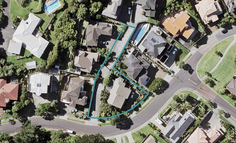 22 Mulgan Way, Browns Bay, Auckland - Carousel 1