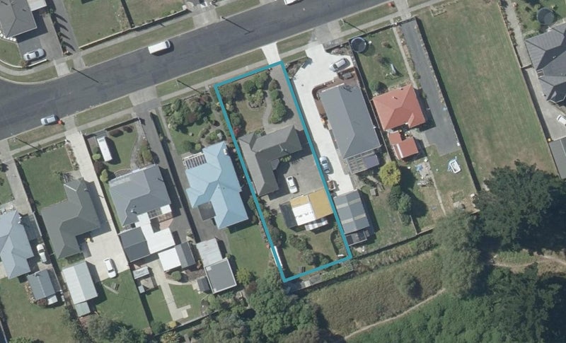 15 Viscount Road, Waldronville, Dunedin - Carousel 1