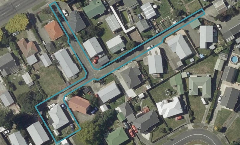 4 Athena Grove, Highbury, Palmerston North - Carousel 1
