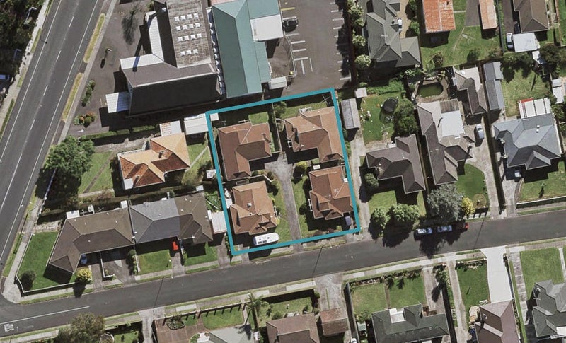 2/10 Glen Avenue, Papatoetoe, Auckland - Carousel 1