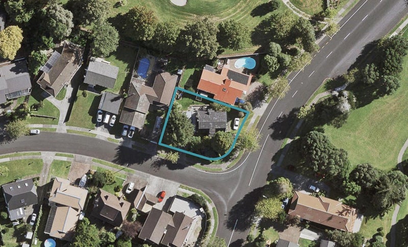 37 Carnoustie Drive, Wattle Downs, Auckland - Carousel 1