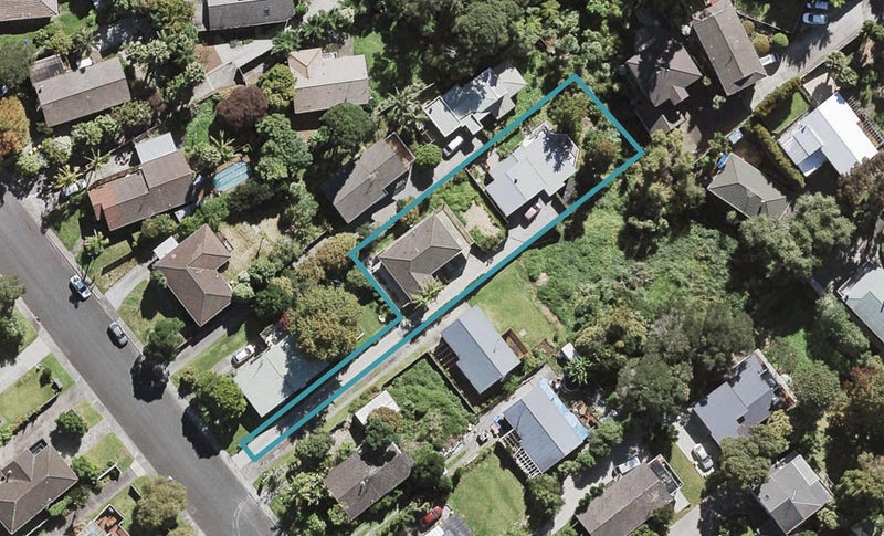 1/44A Tamahere Drive, Glenfield, Auckland - Carousel 1