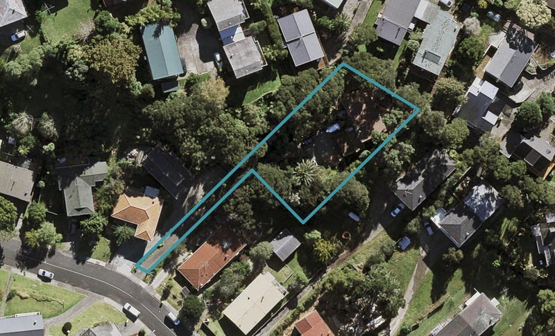 65 Ayton Drive, Totara Vale, Auckland - Carousel 1