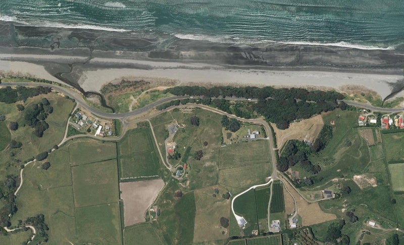 8A Pohutukawa Drive, Waiotahe, Opotiki - Carousel 1