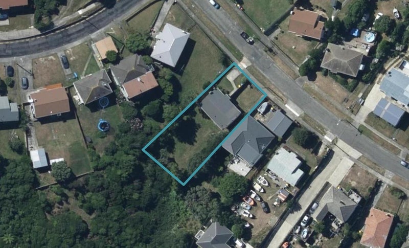 4 Whenua View, Titahi Bay, Porirua - Carousel 1