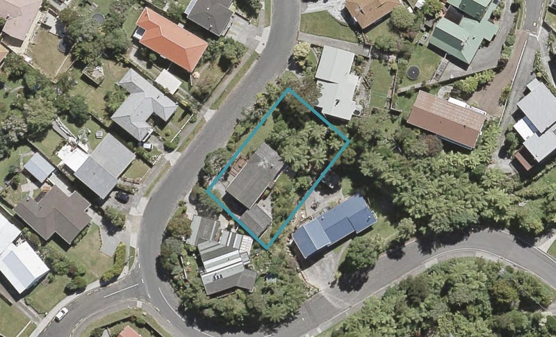 64 Gurney Road, Kelson, Lower Hutt - Carousel 1