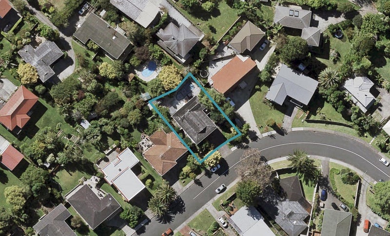 70 Meadowvale Avenue, Forrest Hill, Auckland - Carousel 1