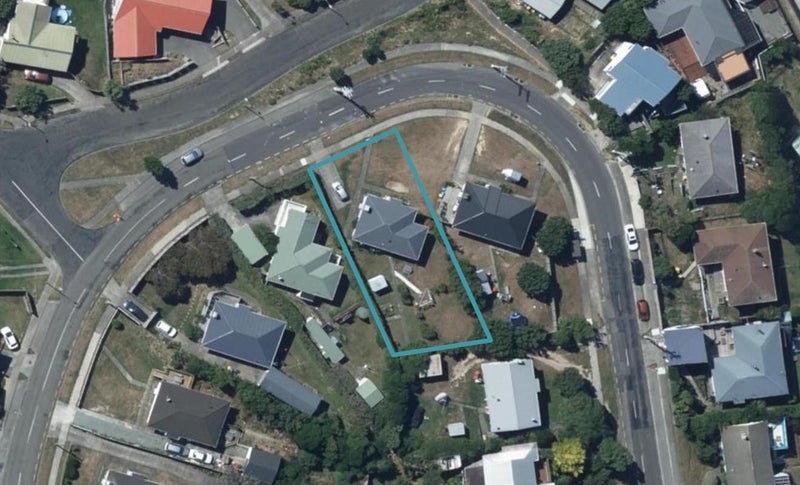 51 Pikarere Street, Titahi Bay, Porirua - Carousel 1