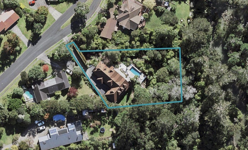 3 Kingfisher Grove, Greenhithe, Auckland - Carousel 1