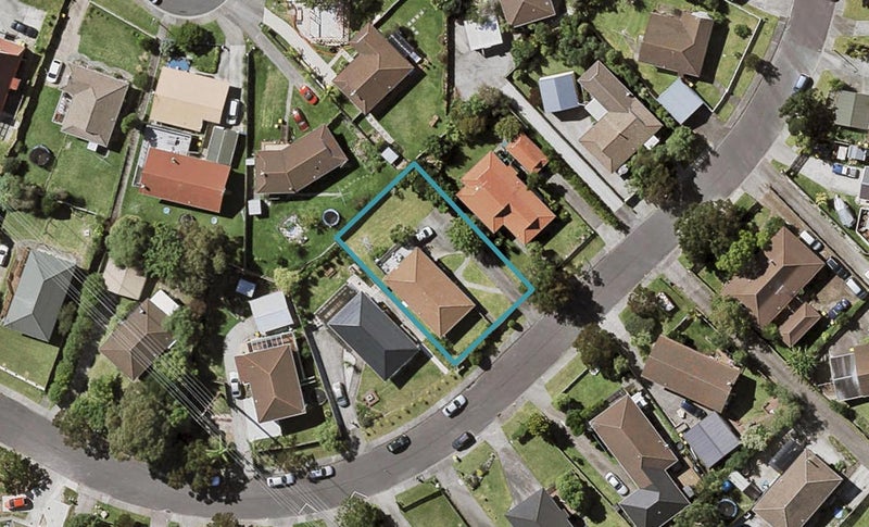 16 Santiago Crescent, Unsworth Heights, Auckland - Carousel 1
