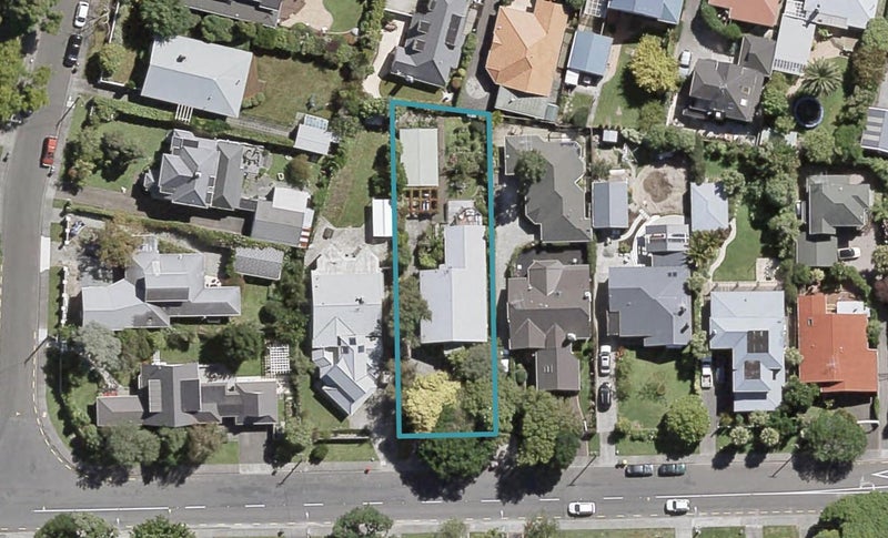 31 Puriri Street, Woburn, Lower Hutt - Carousel 1
