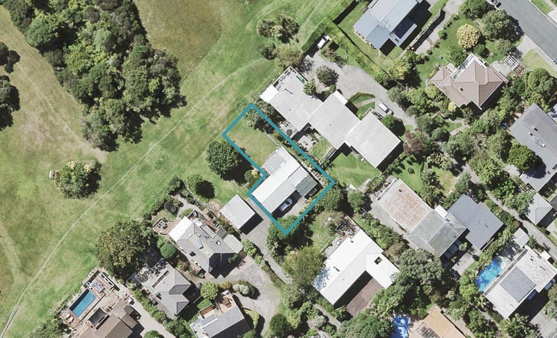 94A Aberdeen Road, Campbells Bay, Auckland - Carousel 1