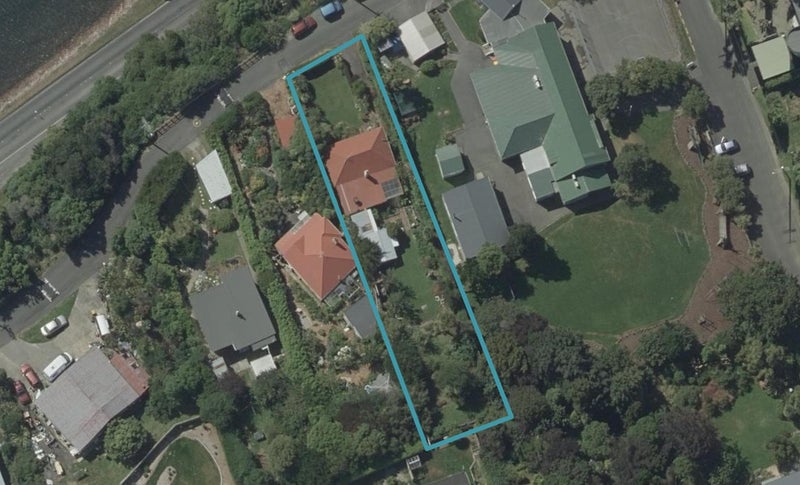 69 Greig Street, Broad Bay, Dunedin - Carousel 1