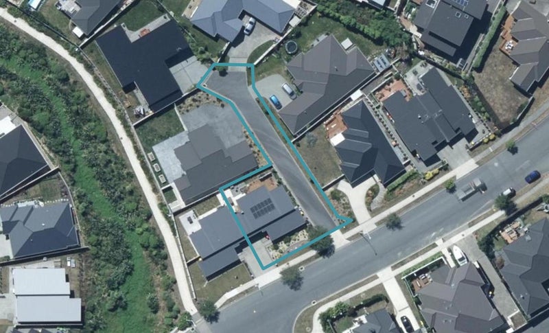 18 Resolution Drive, Whitby, Porirua - Carousel 1