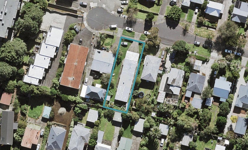 2/22 Locarno Avenue, Sandringham, Auckland - Carousel 1
