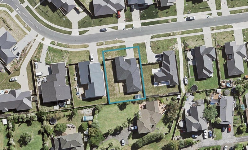 17 Malbec Place, Huapai, Kumeu - Carousel 1