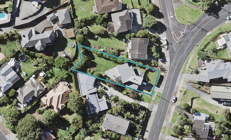 72 Churchill Road, Cockle Bay, Auckland - Carousel 1