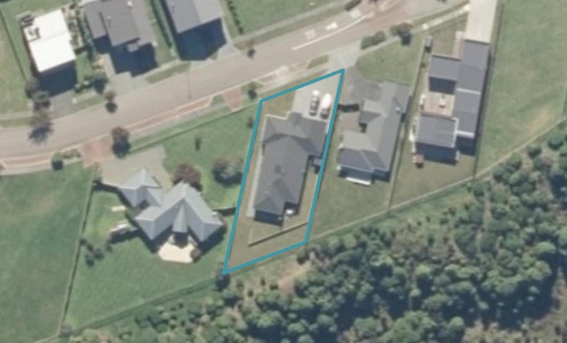 167 Lisland Drive, Kinloch, Taupō - Carousel 1