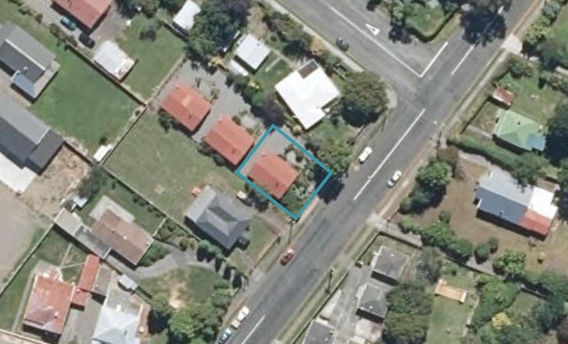 5 Arawa Street, Ohakune - Carousel 1