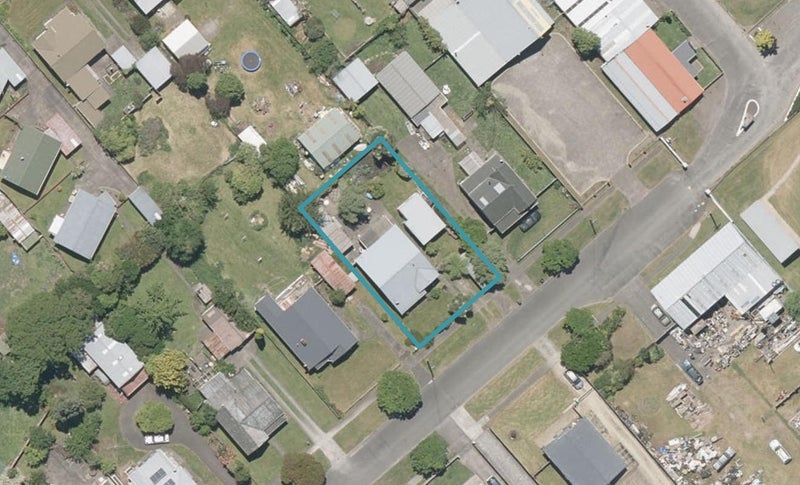 9 Wilkie Street, Whanganui East, Whanganui - Carousel 1