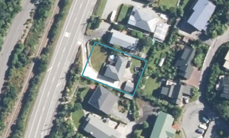 81 Main South Road, Karoro, Greymouth - Carousel 1