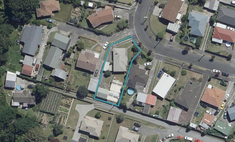 13 Frederick Drive, Dinsdale, Hamilton - Carousel 1
