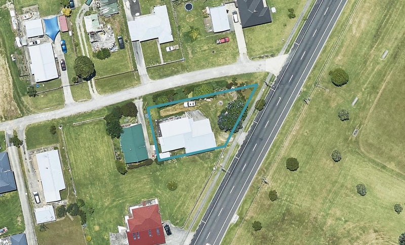 32 Kaitemako Road, Welcome Bay, Tauranga - Carousel 1
