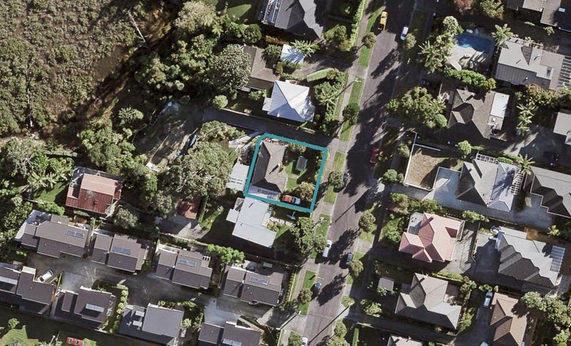 27B Seaside Avenue, Waterview, Auckland - Carousel 1