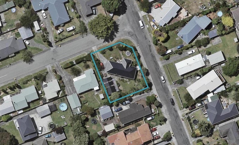 4 Byron Street, Paraparaumu Beach, Paraparaumu - Carousel 1
