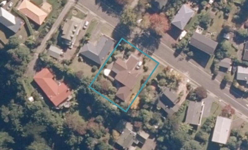11 Brunette Drive, Acacia Bay, Taupo - Carousel 1