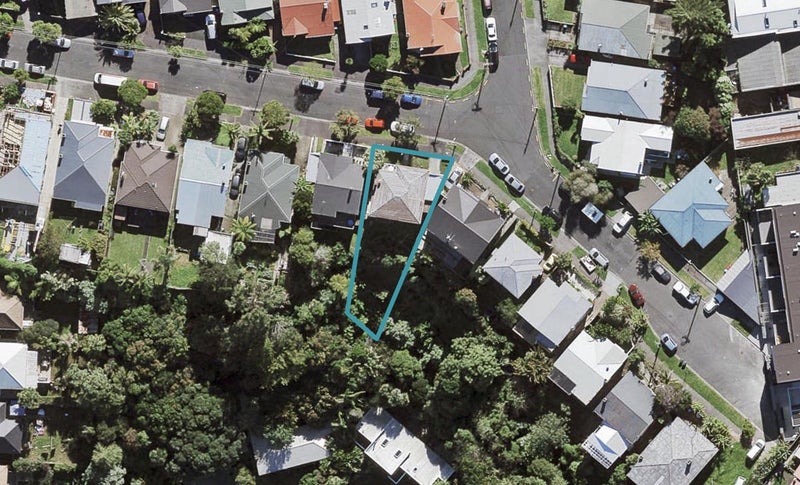 2 Rona Avenue, Grey Lynn, Auckland - Carousel 1