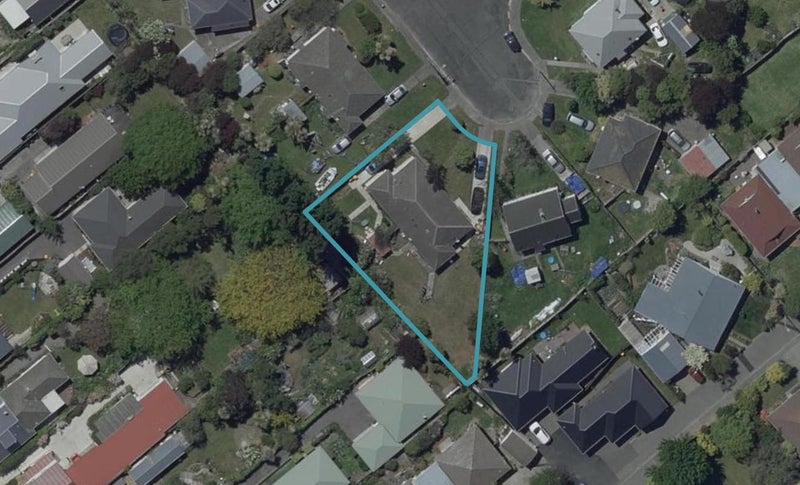 9 Holcombe Place, Somerfield, Christchurch - Carousel 1