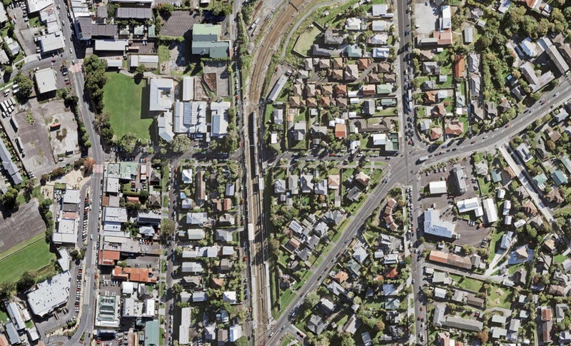 2/17 Crayford Street, Avondale, Auckland - Carousel 1