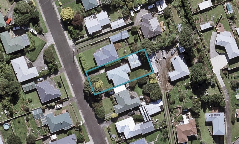 83 Bayly Road, Blagdon, New Plymouth - Carousel 1