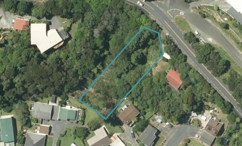 18 Seaview Road, Paihia, Paihia - Carousel 1