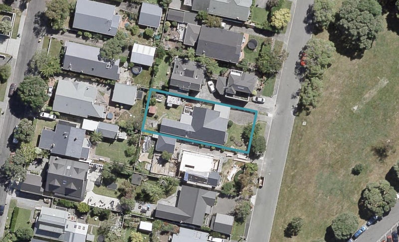 5 Miro Street, Woburn, Lower Hutt - Carousel 1