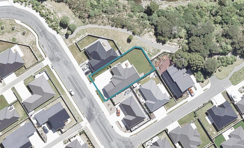 82 Riverstone Drive, Riverstone Terraces, Upper Hutt - Carousel 1