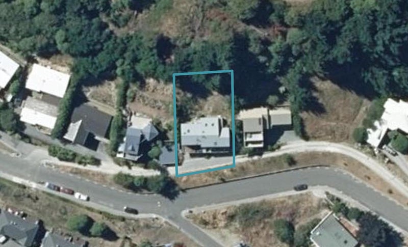 11A McKerrow Place, Sunshine Bay, Queenstown - Carousel 1