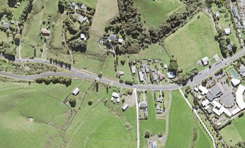 35 Bethells Road, Waitakere, Auckland - Carousel 1