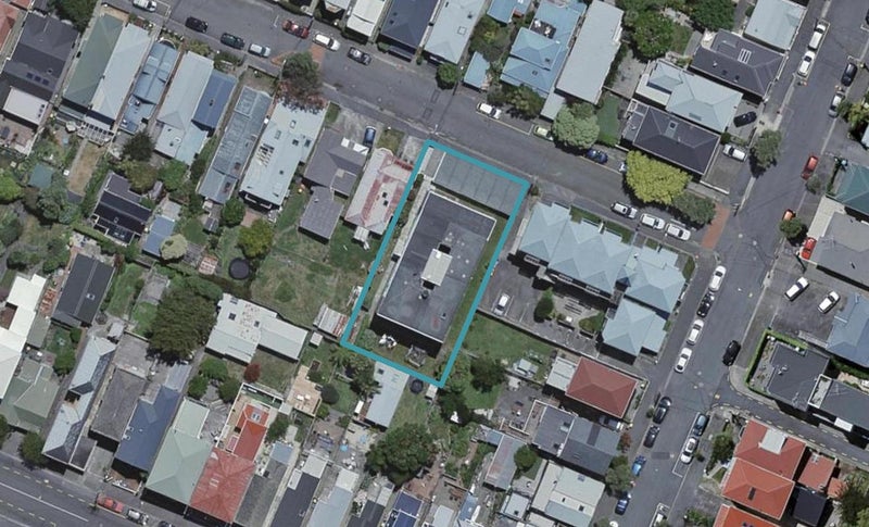 2/36 Queen Street, Mount Victoria, Wellington - Carousel 1