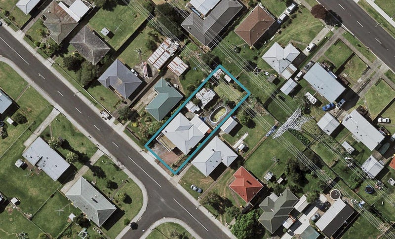 42 Everitt Road, Otara, Auckland - Carousel 1